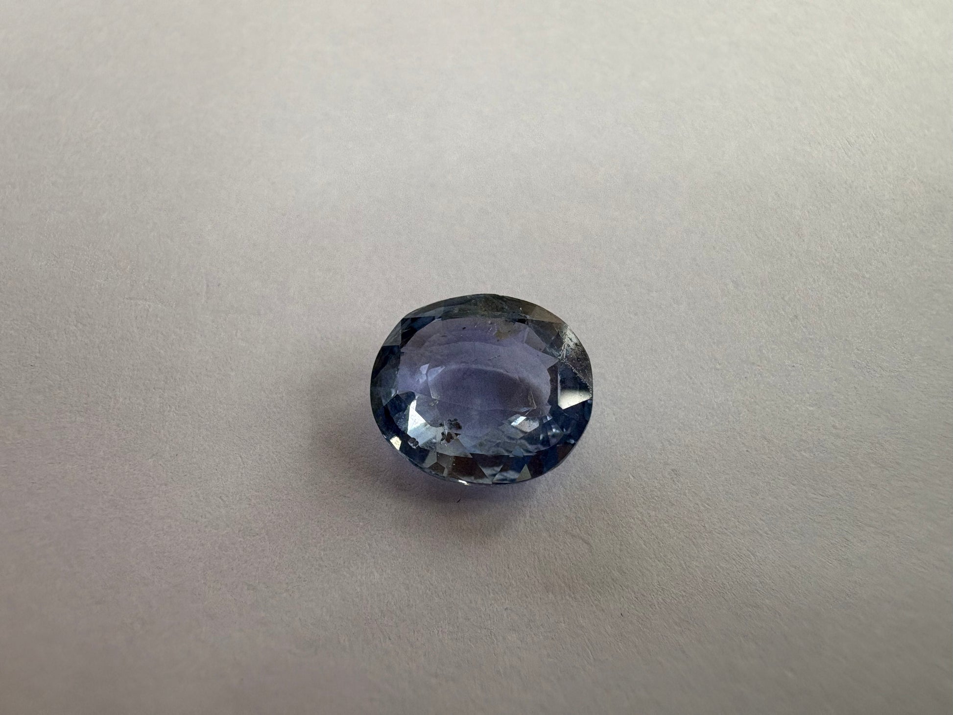 Blue Sapphire 5.50 carat BSR-35 close view