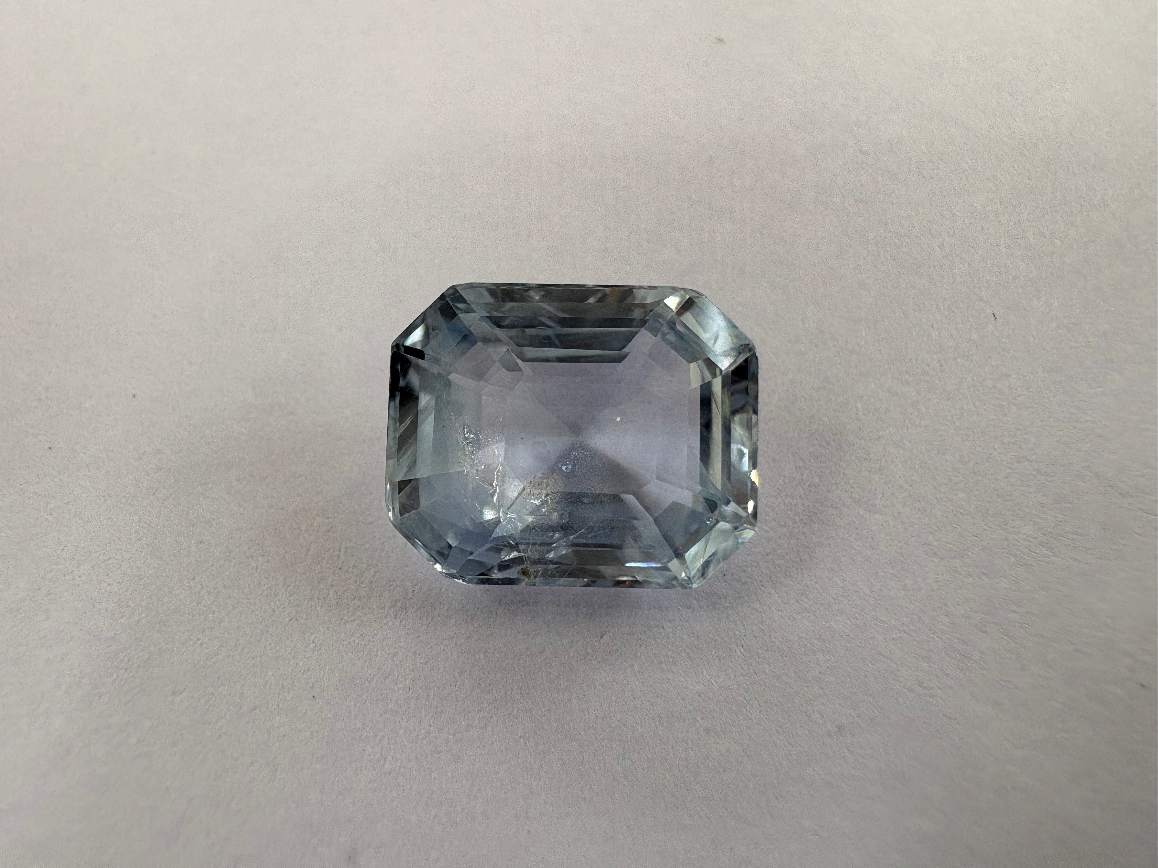 Blue Sapphire 9.55 carat BSR-42 angled view