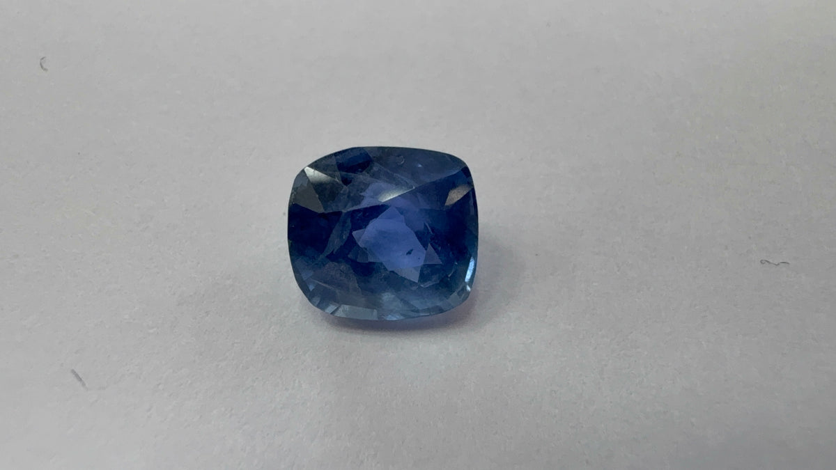 Blue Sapphire 3.02 carat BSR-59 angled view