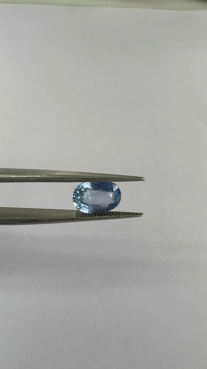 Blue Sapphire – 3.05 Carat – Sri Lanka