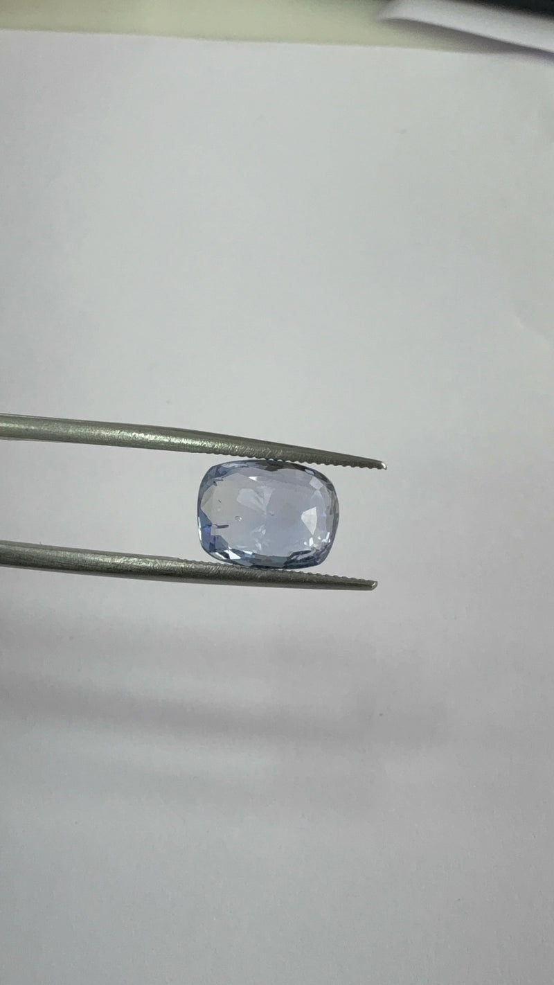 Blue Sapphire – 4.01 Carat – Sri Lanka