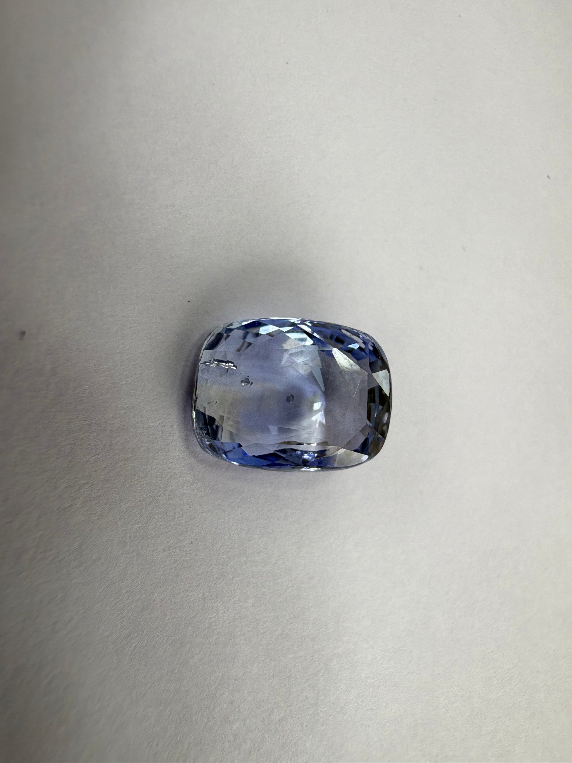 Blue Sapphire 4.01 carat BSR-65 alternate face-up view