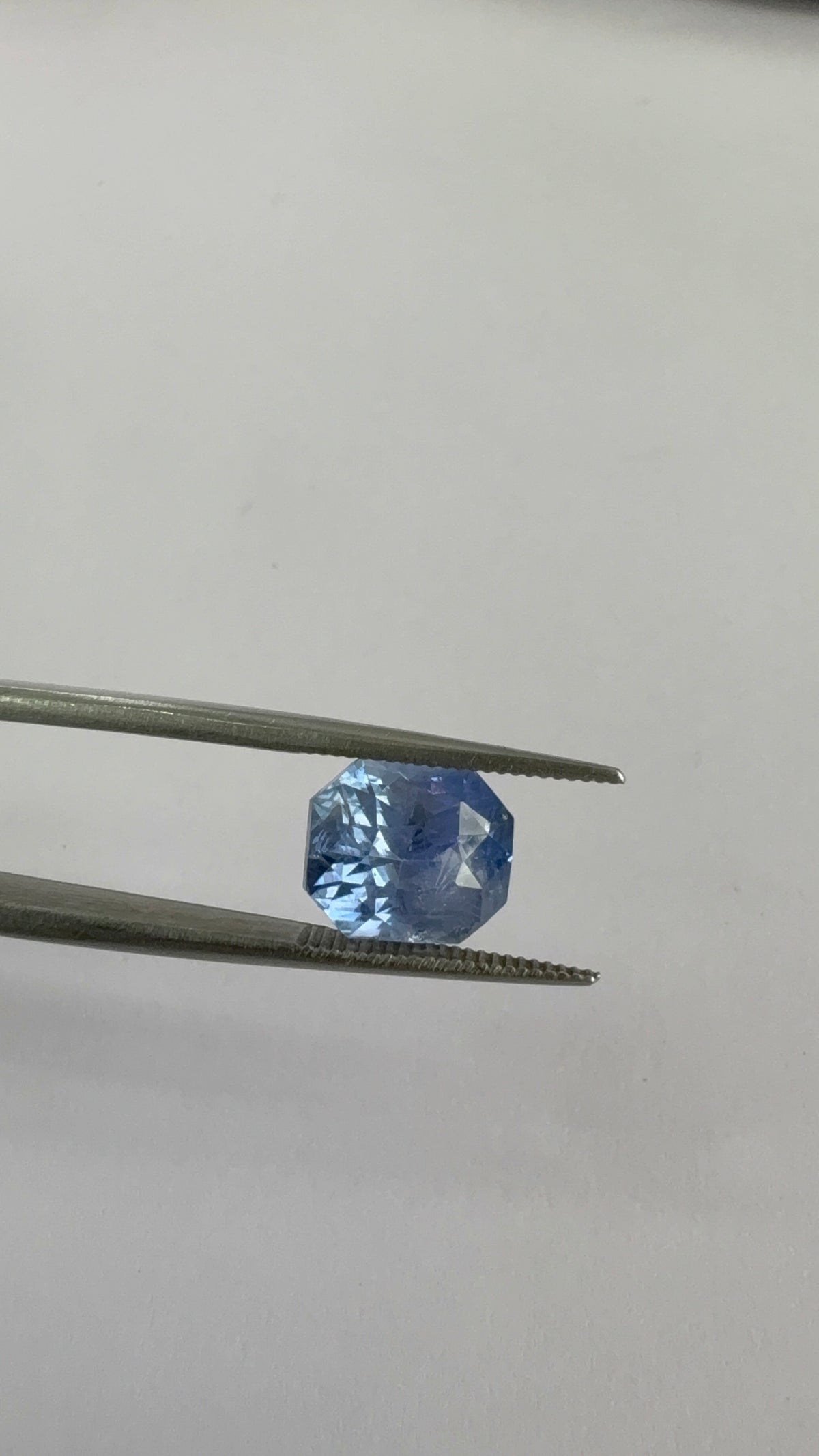 Blue Sapphire 5.07 carat BSR-66 front view