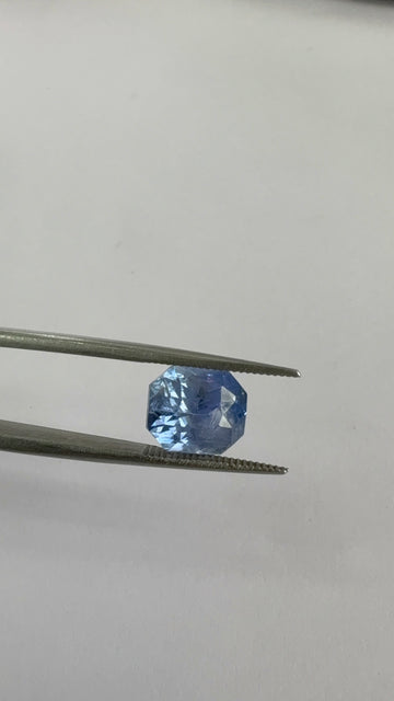 Blue Sapphire 5.07 carat BSR-66 front view