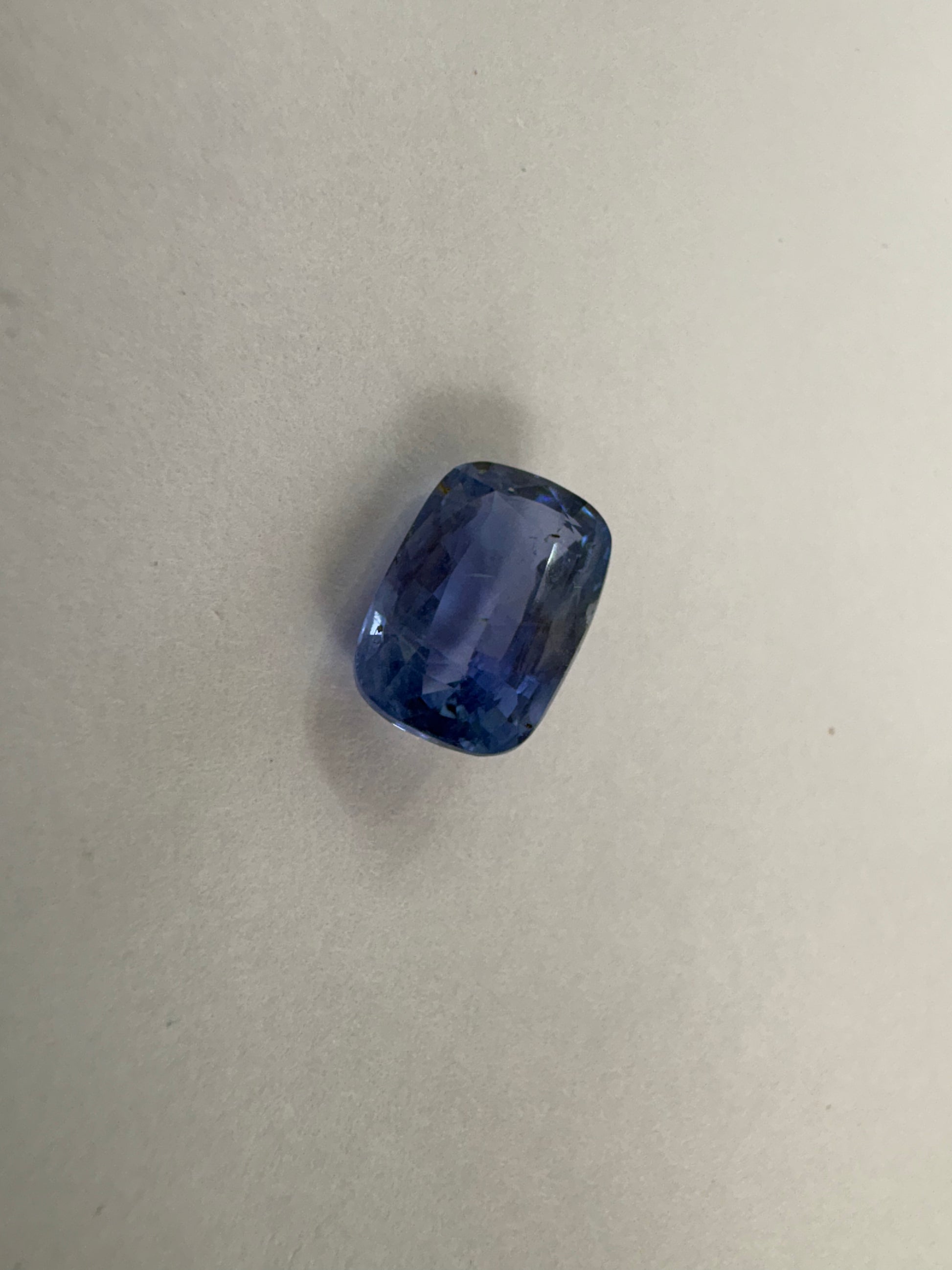 Blue Sapphire 4.00 carat BSR-67 alternate face-up view