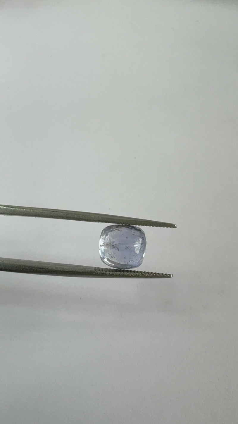 Blue Sapphire – 3.85 Carat – Sri Lanka