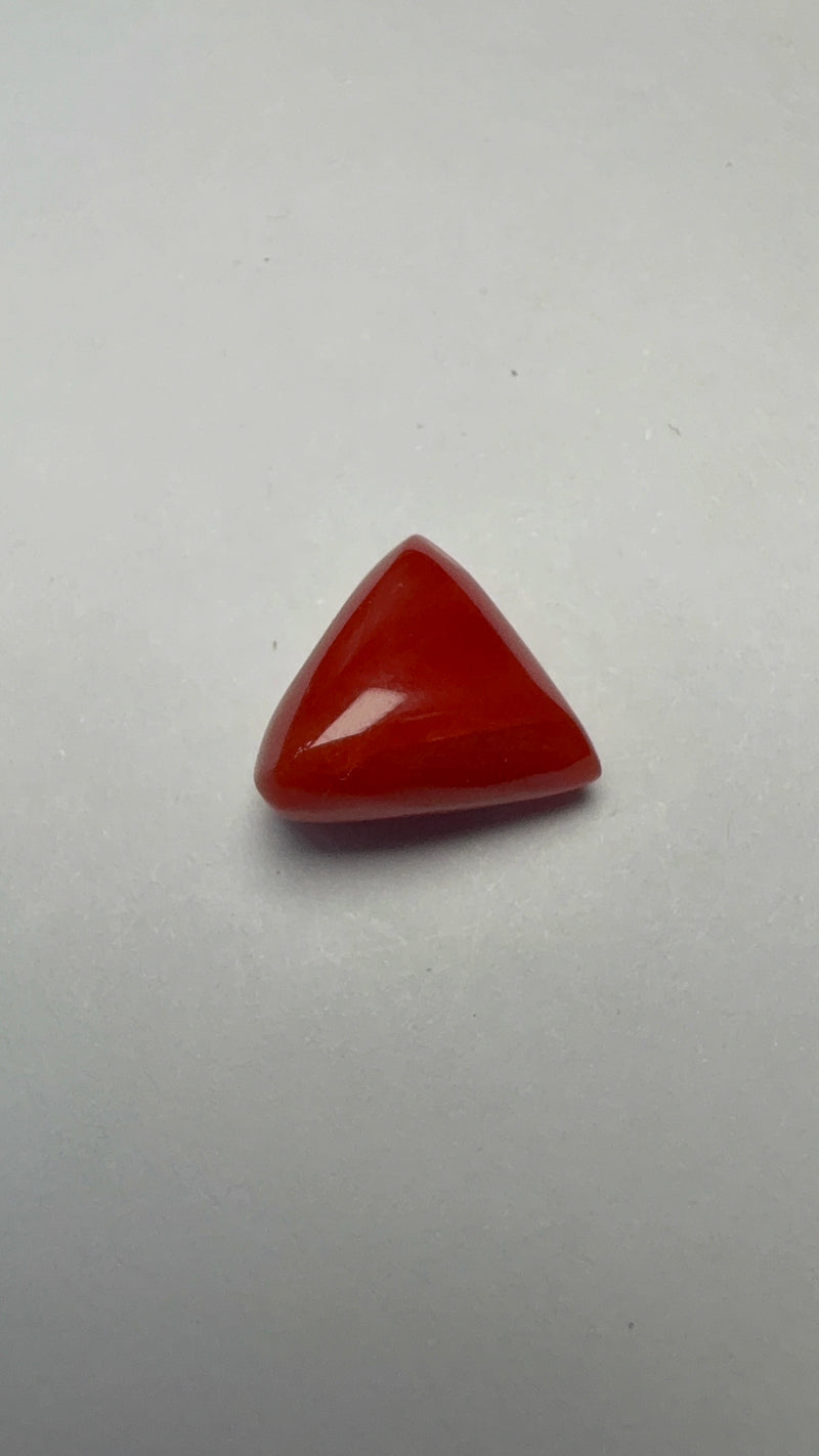 Red Coral – 4.35 Carat – Italy – Triangular