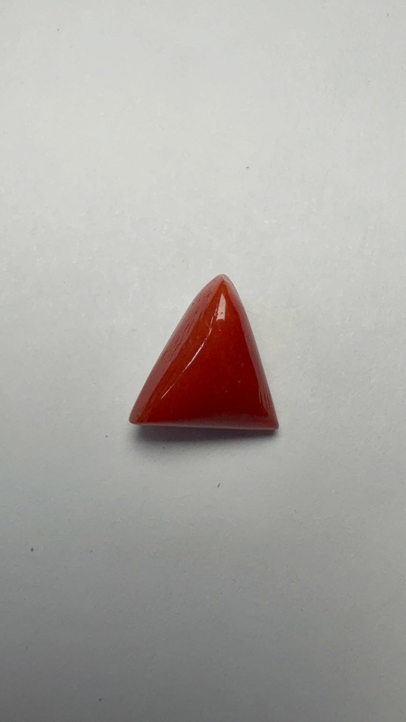 Red Coral – 4.71 Carat – Italy – Triangular