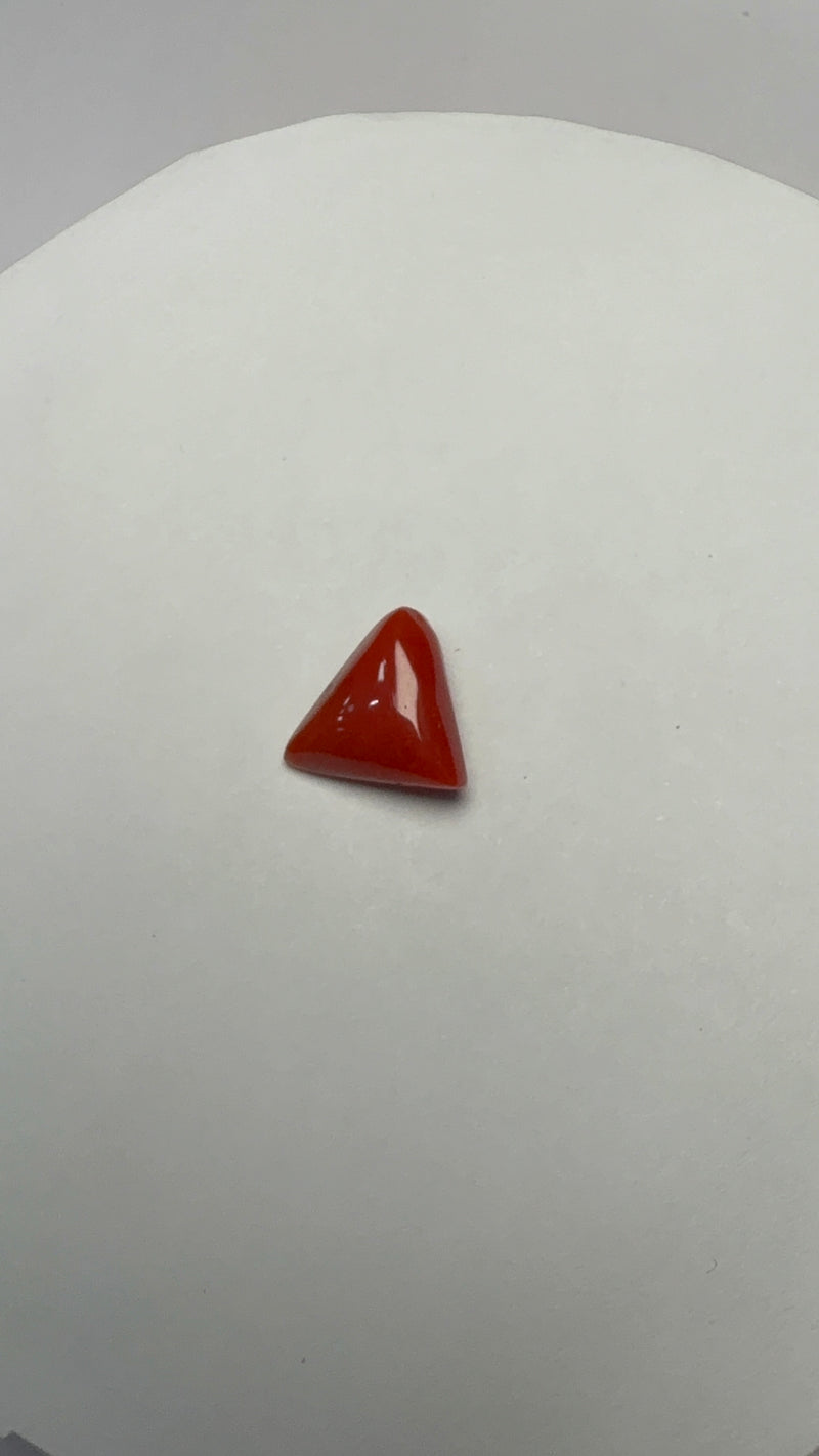 Red Coral – 4.29 Carat – Italy – Triangular