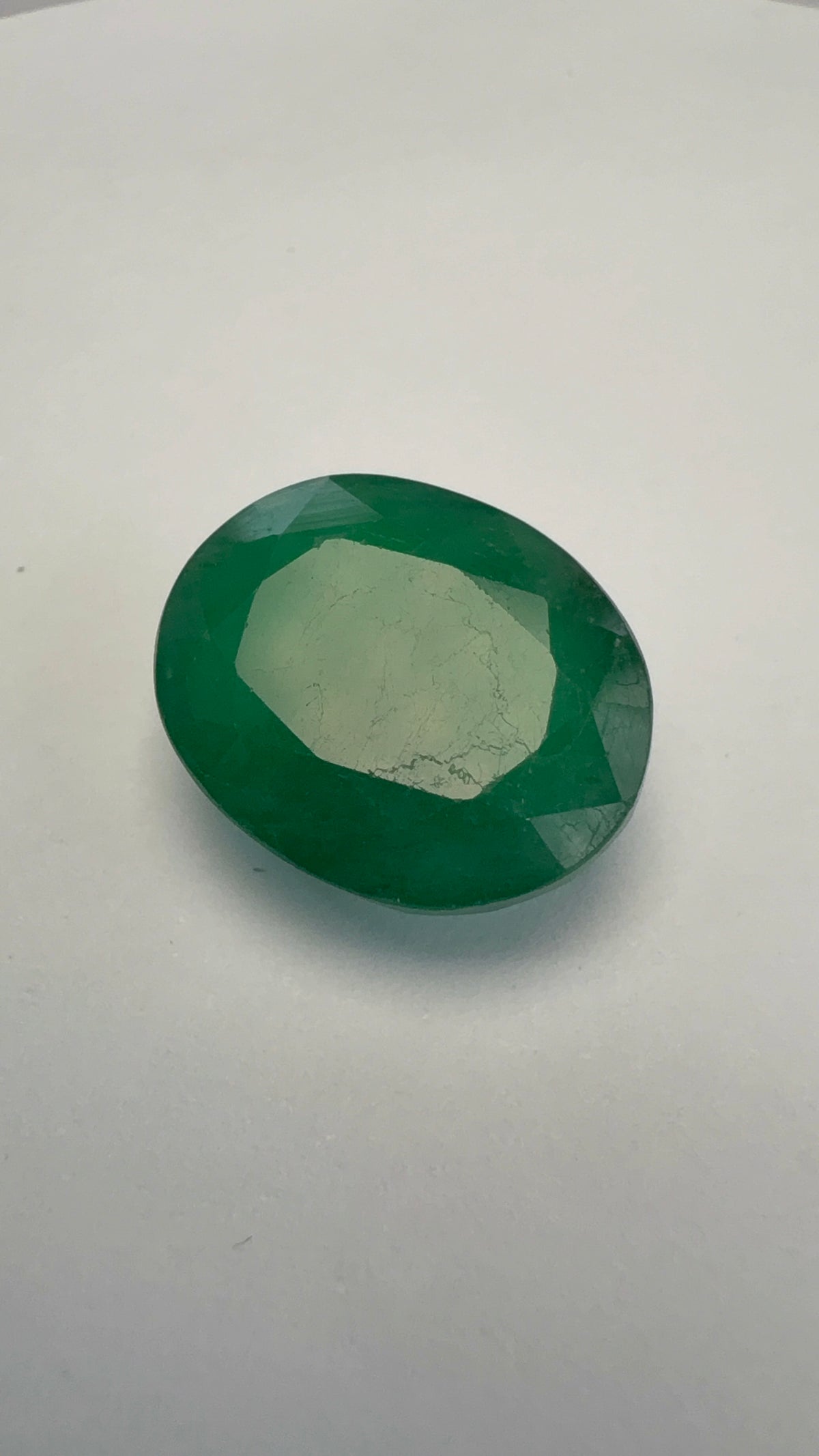 Emerald 9.28 carat EMER-116 alternate face-up view