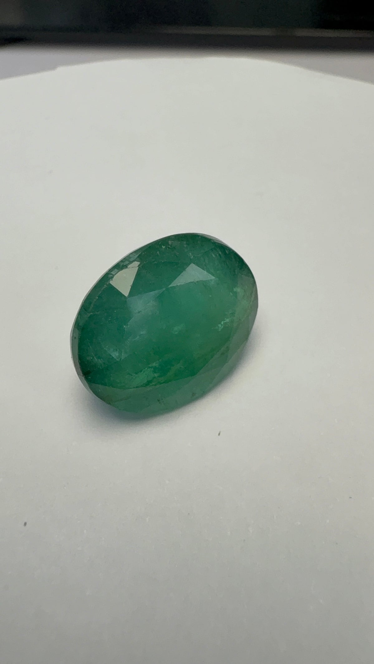 Emerald 10.17 carat EMER-119 face-up view