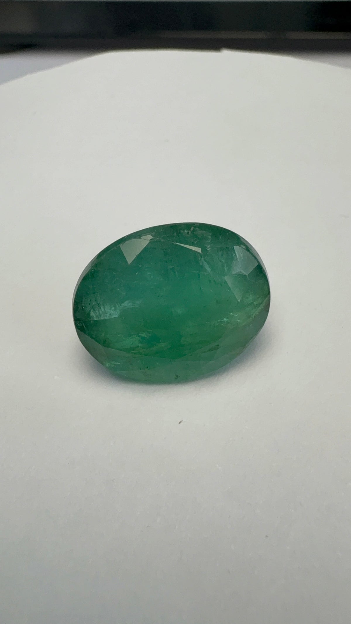 Emerald 10.17 carat EMER-119 alternate face-up view