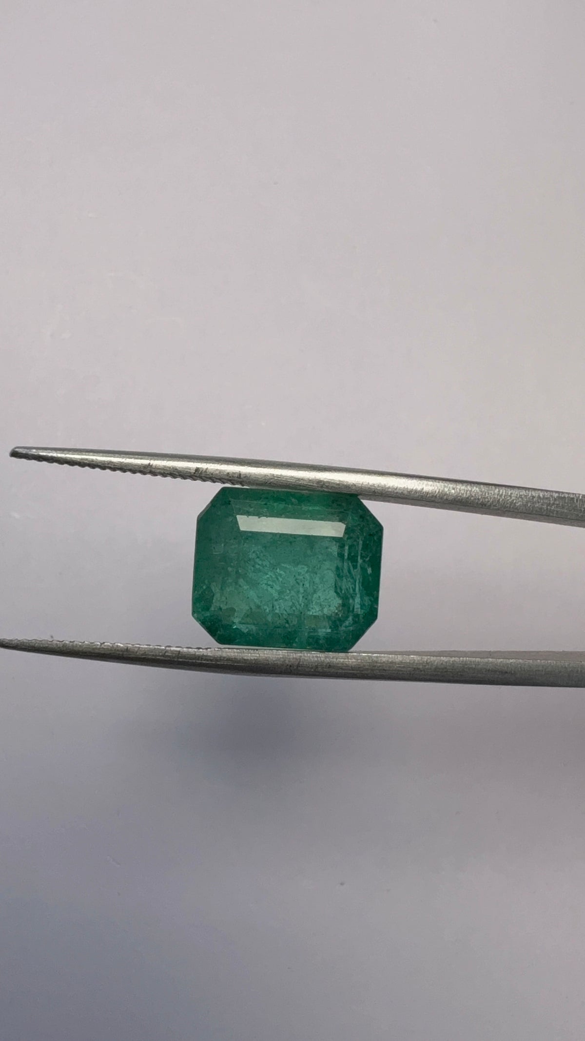Emerald 7.72 carat EMER-125 close view