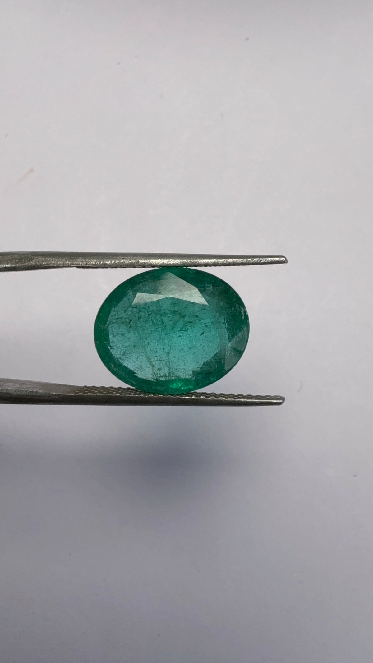 Emerald 5.72 carat EMER-126 reverse view