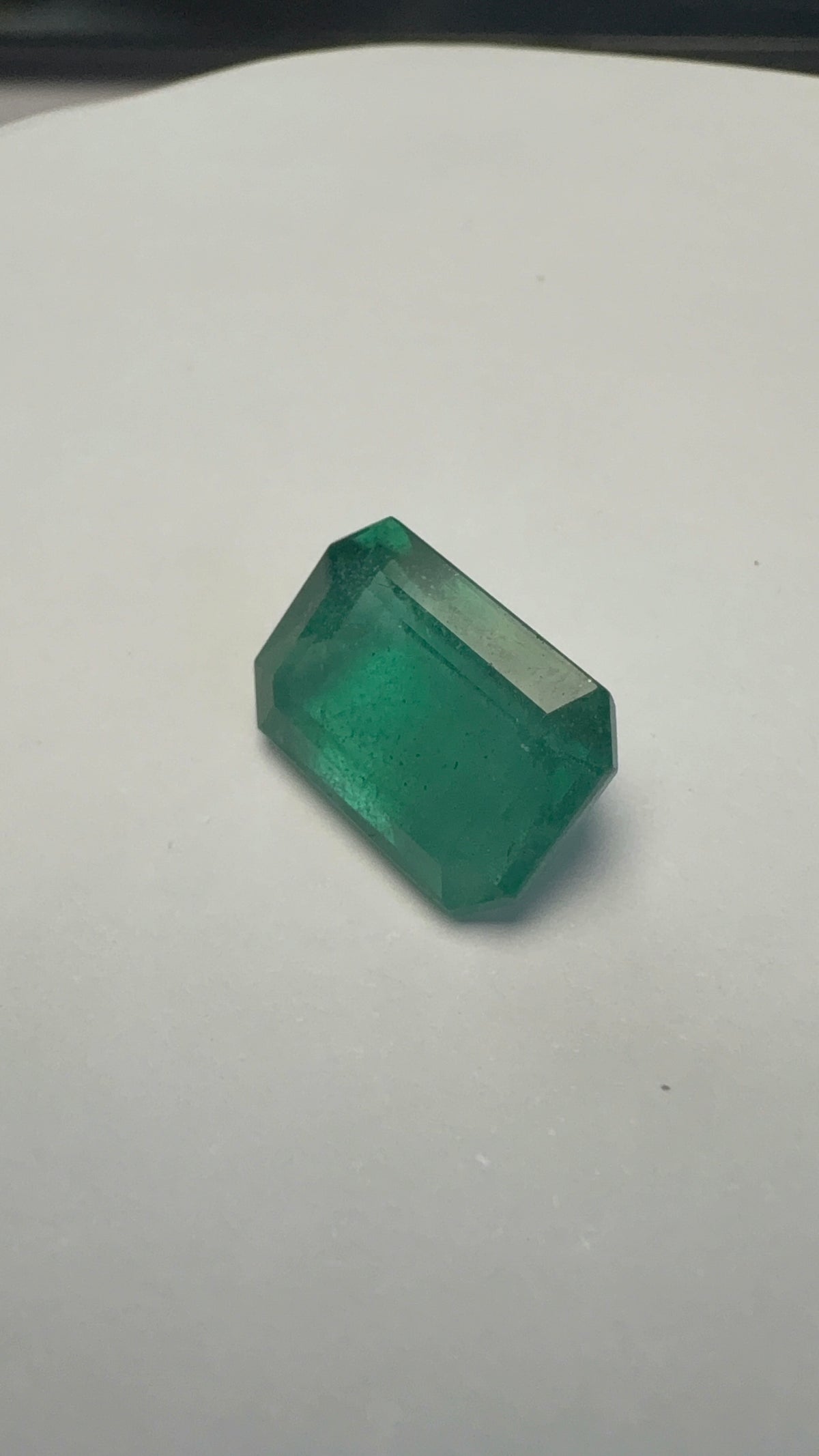 Emerald 5.54 carat EMER-130 front view
