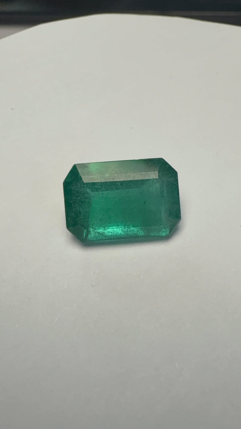 Emerald – 5.54 Carat – Zambia – Oval