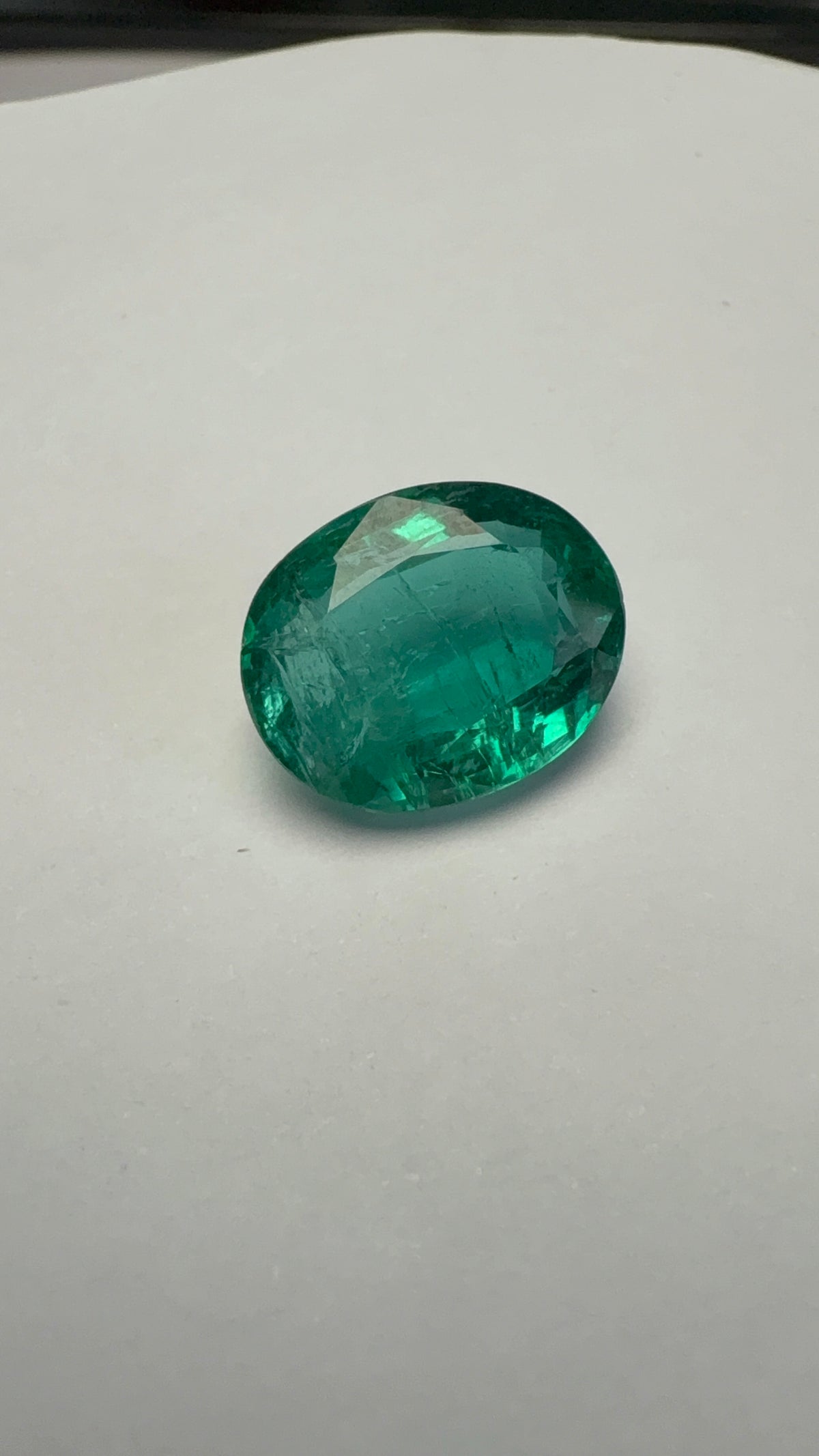 Emerald 5.75 carat EMER-136 alternate face-up view