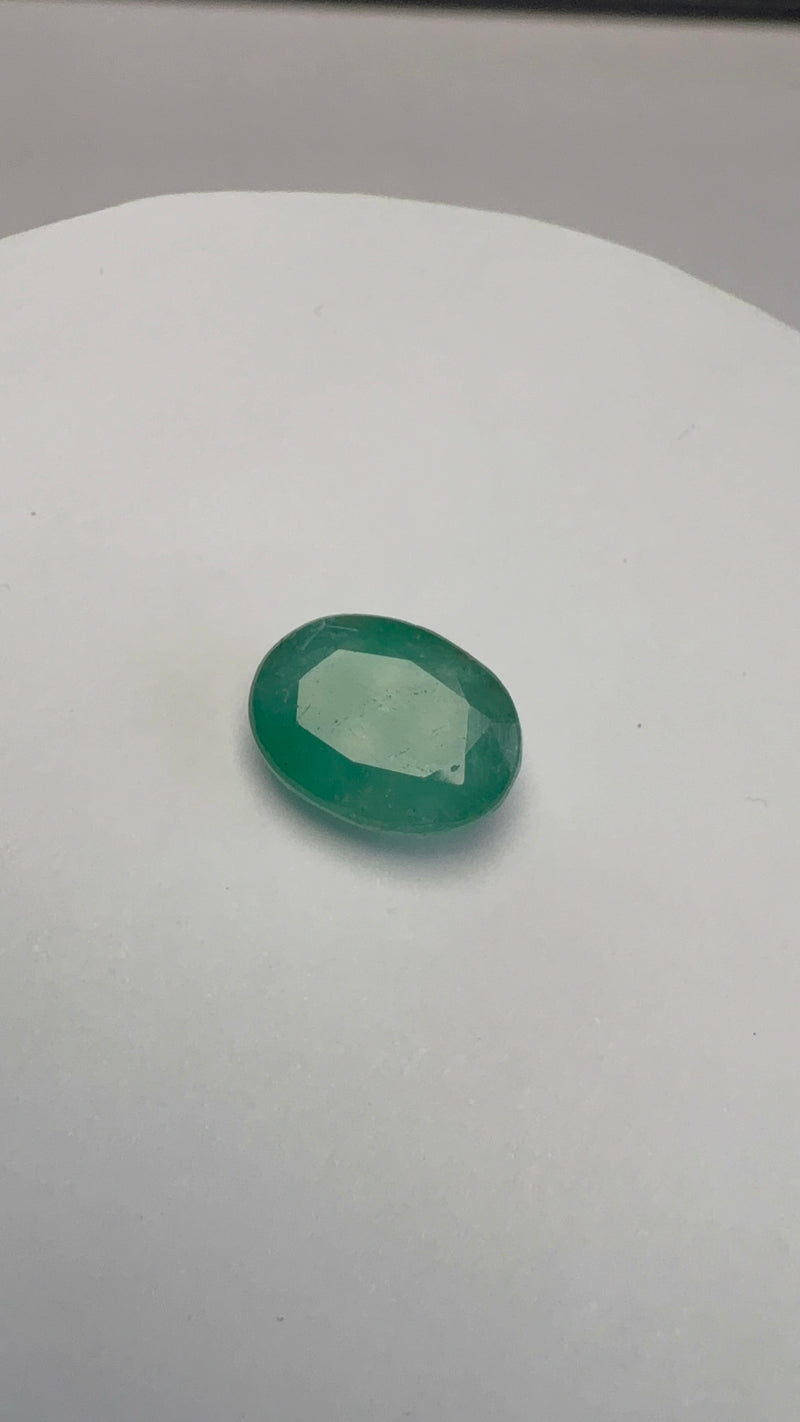 Emerald – 8.35 Carat – Zambia – Oval