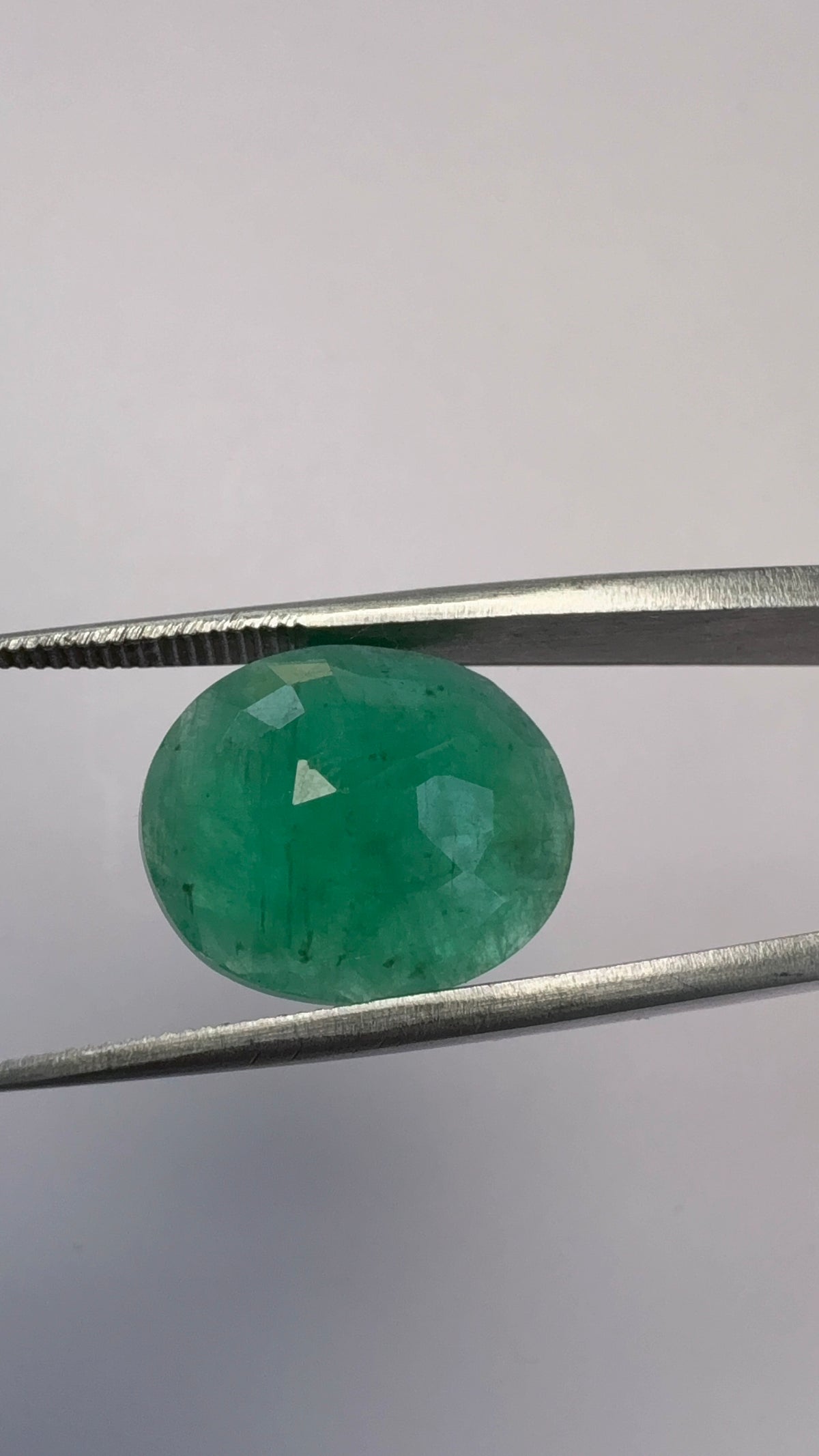 Emerald 7.75 carat EMER-27 reverse view