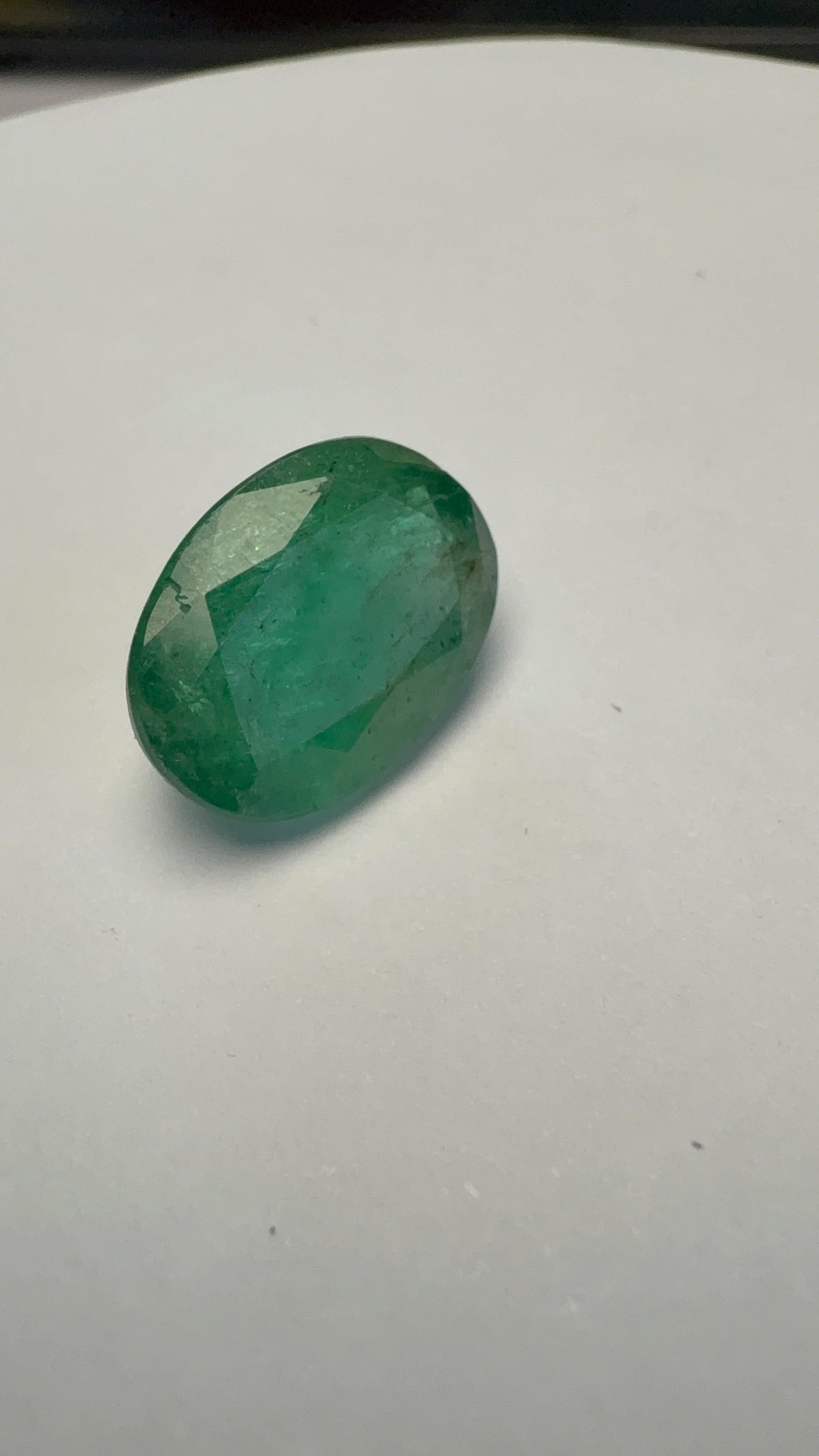 Emerald 5.88 carat EMER-3 close view
