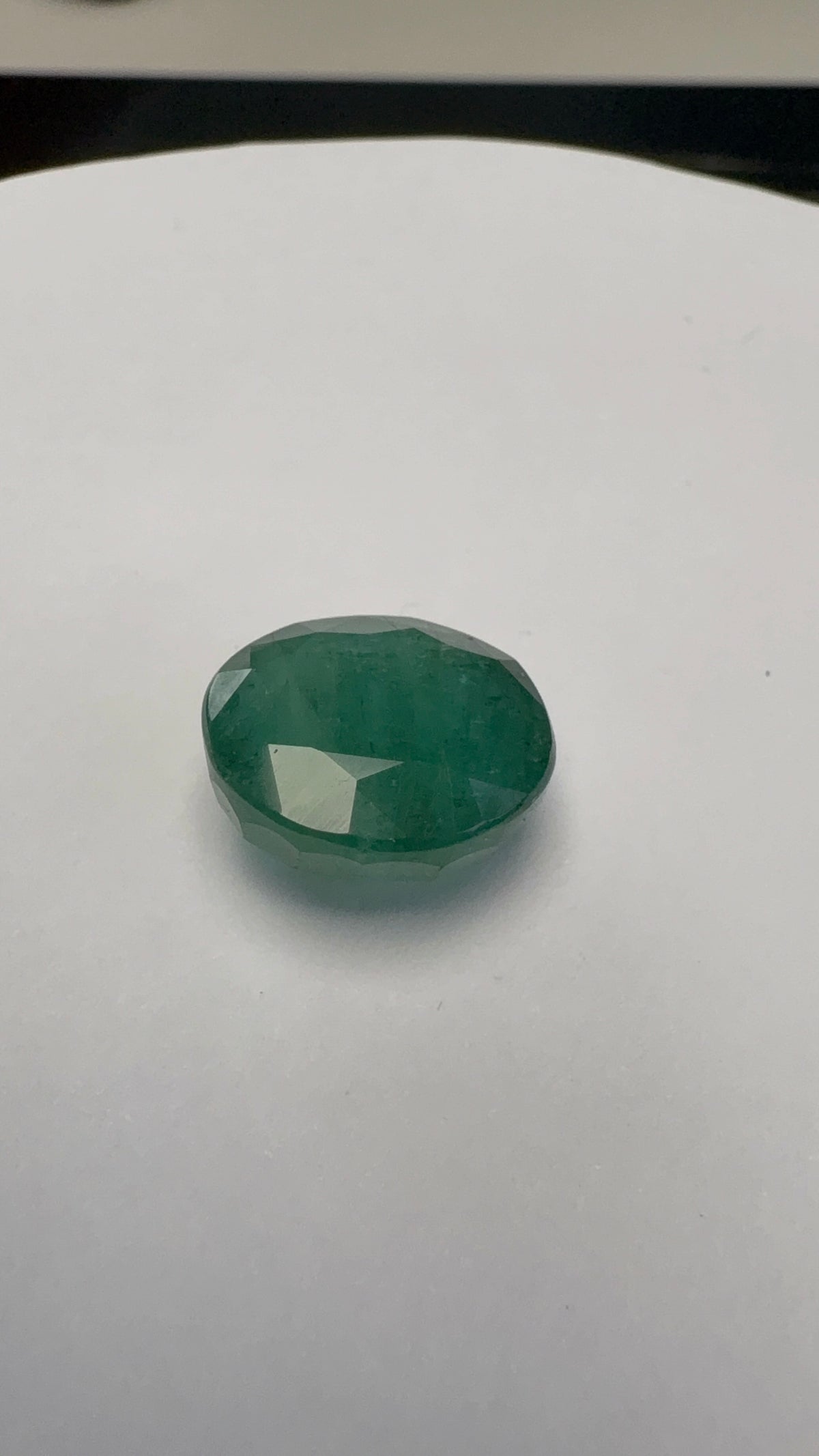 Emerald 7.69 carat EMER-39 close view