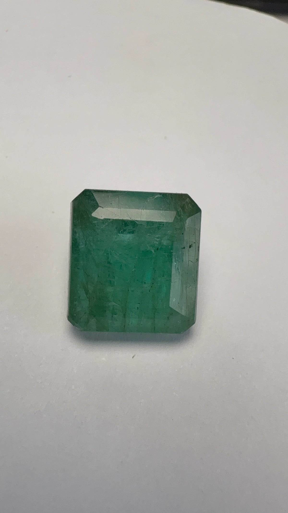 Emerald 6.76 carat EMER-64 close view