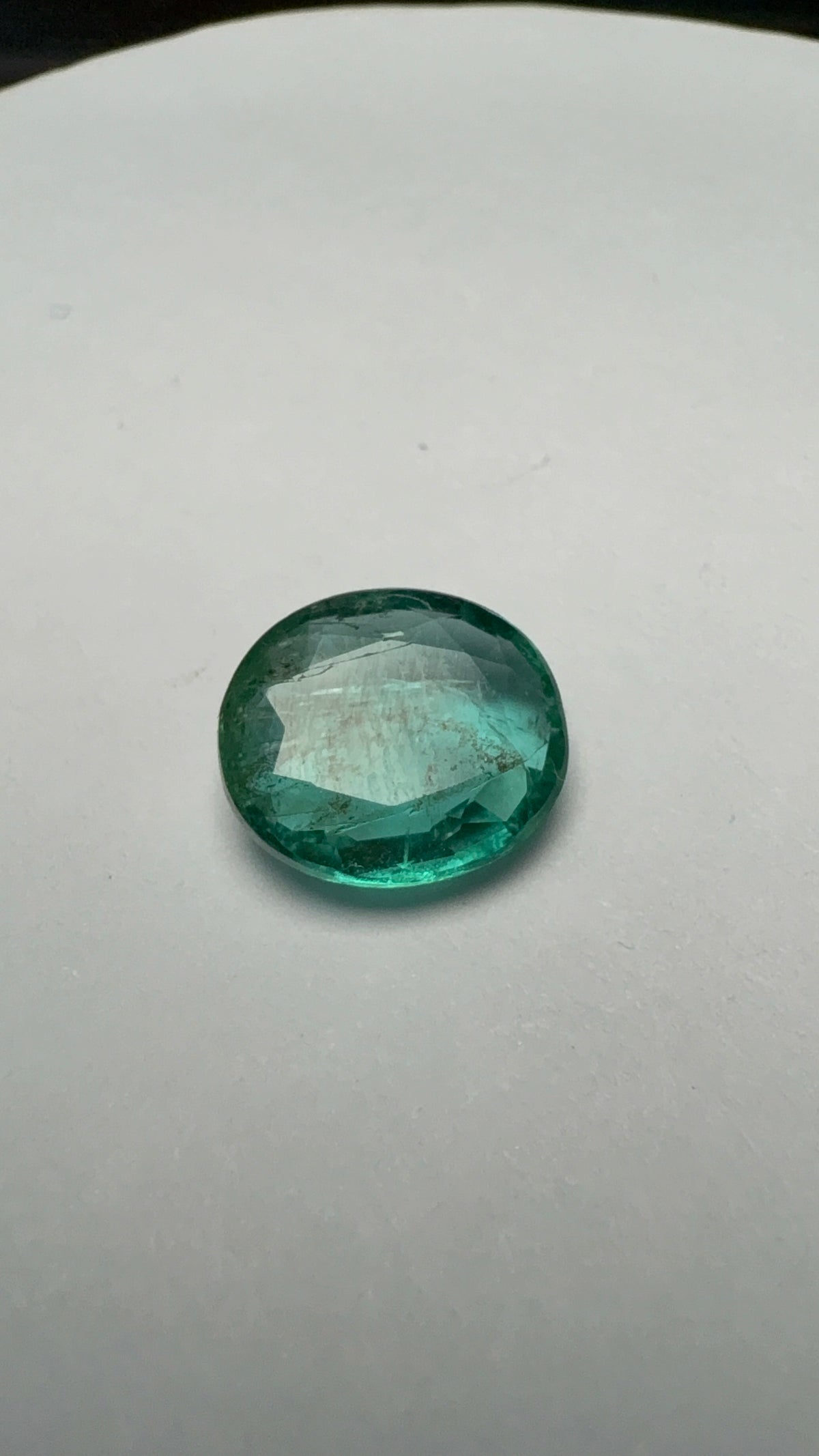 Emerald 2.62 carat EMER-7 alternate face-up view