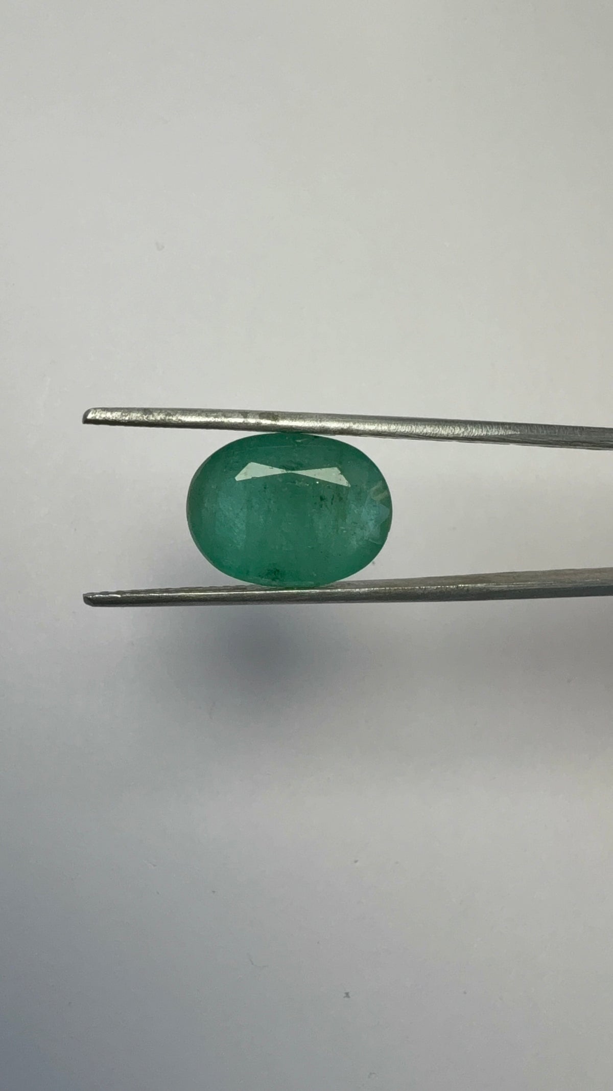 Emerald 8.24 carat EMER-75 close view