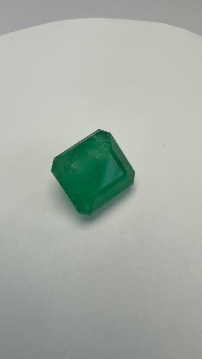 Emerald – 8.18 Carat – Zambia – Atmas