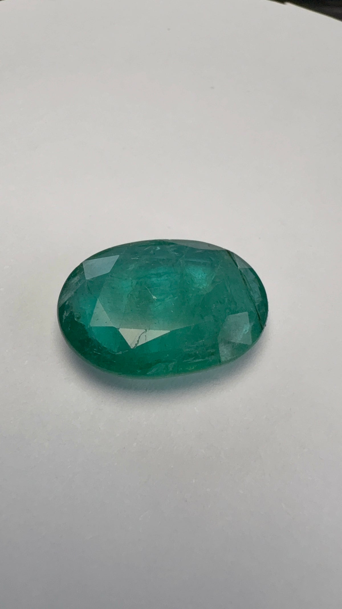 Emerald 7.80 carat EMER-84 face-up view