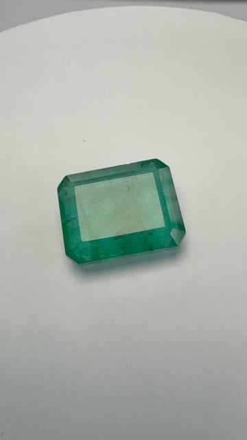 Emerald 8.91 carat EMER-9 front view