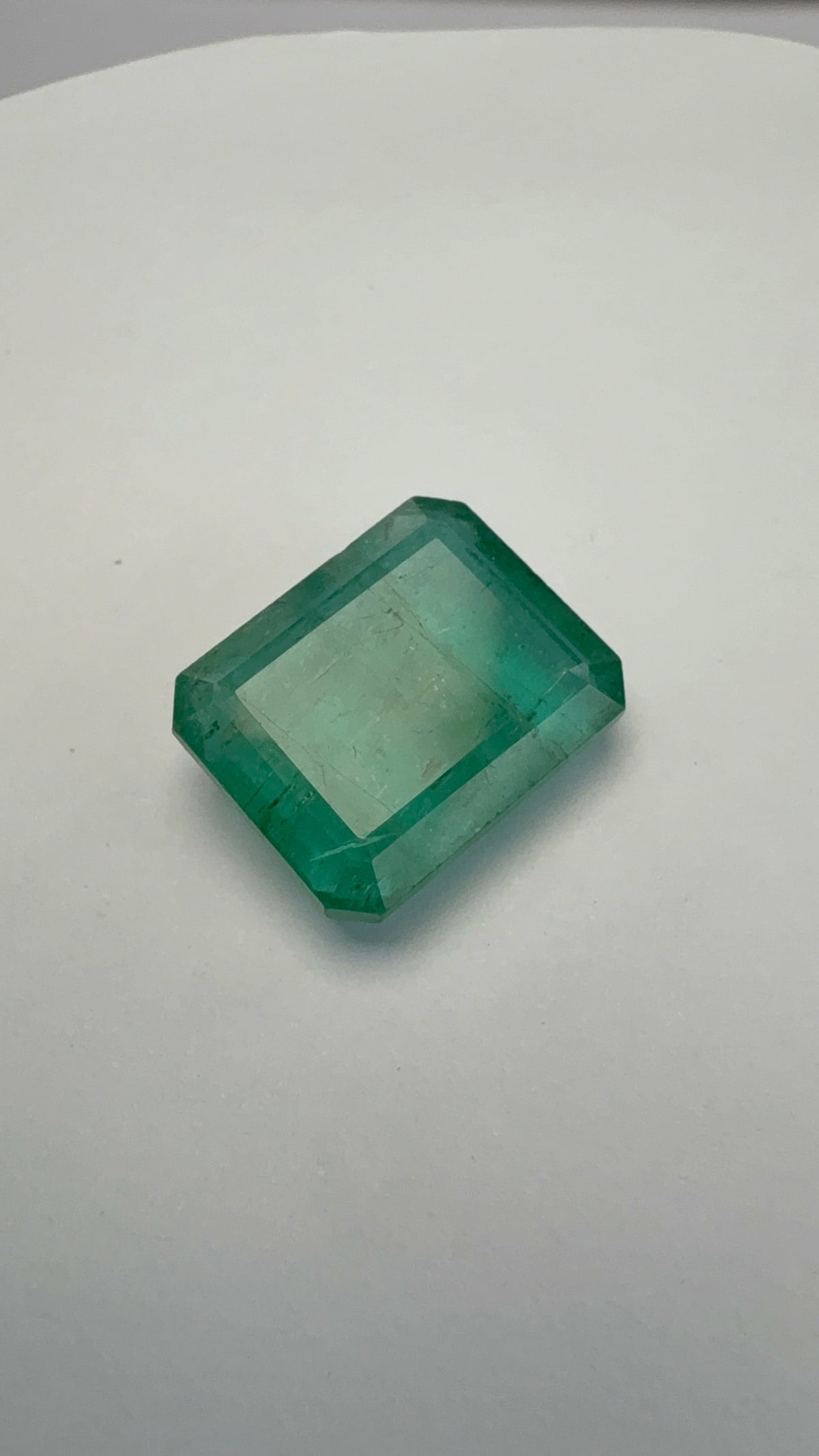 Emerald 8.91 carat EMER-9 face-up view