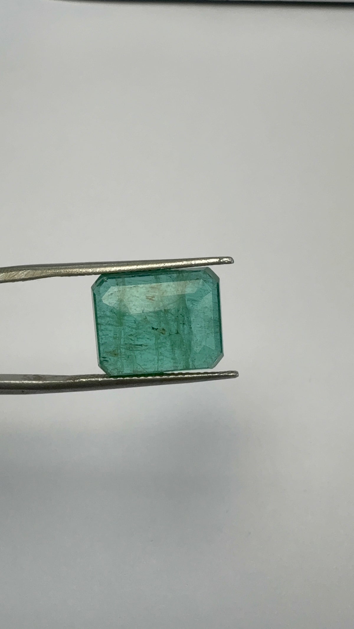 Emerald 8.91 carat EMER-9 reverse view