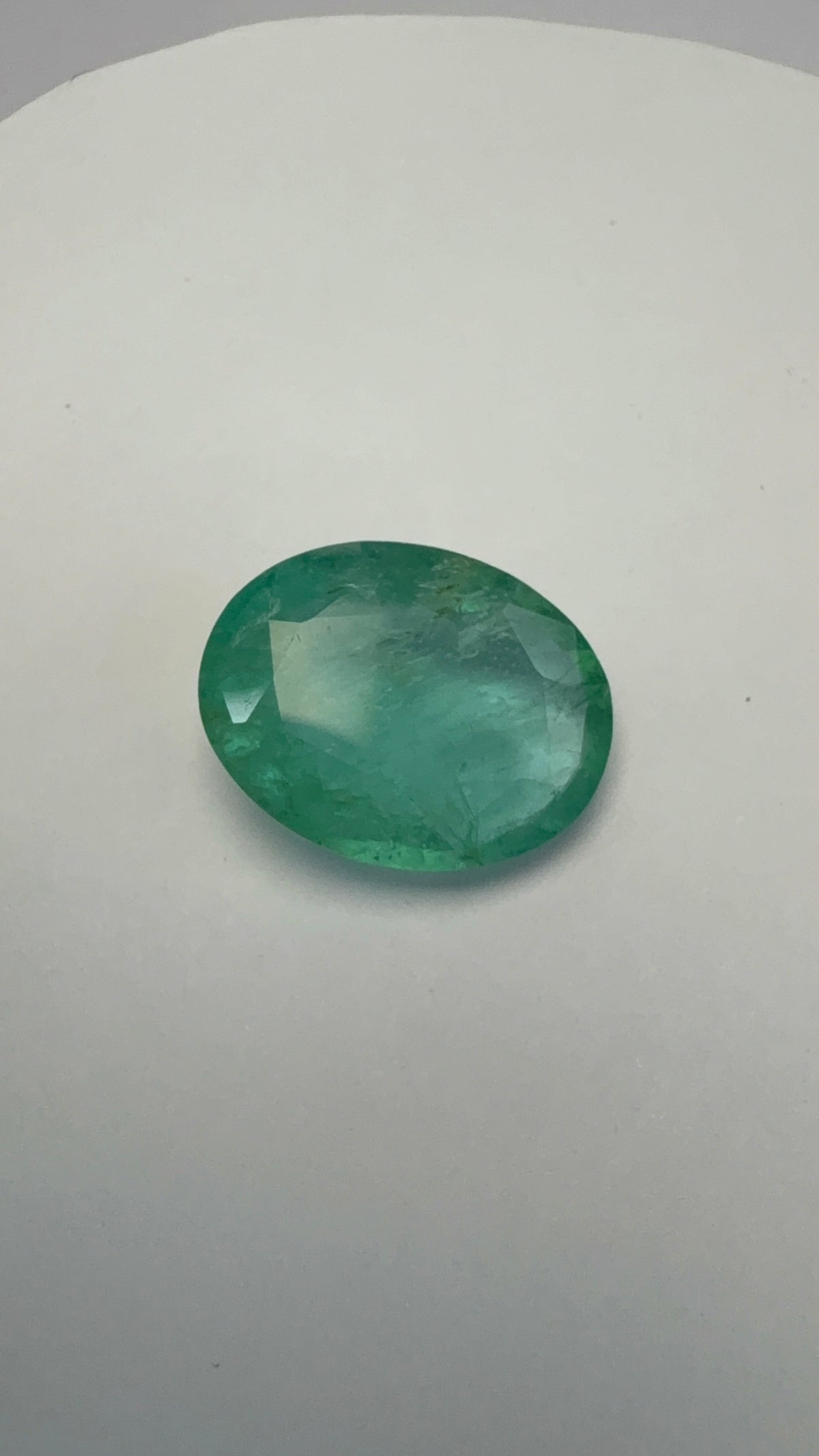 Emerald 11.68 carat EMER-96 face-up view