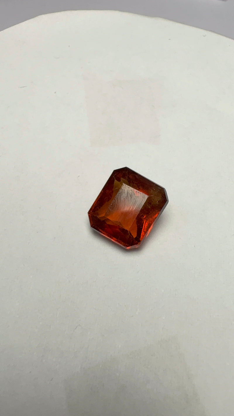 गोमेद (Hessonite) – 4.57 कैरेट – थाईलैंड