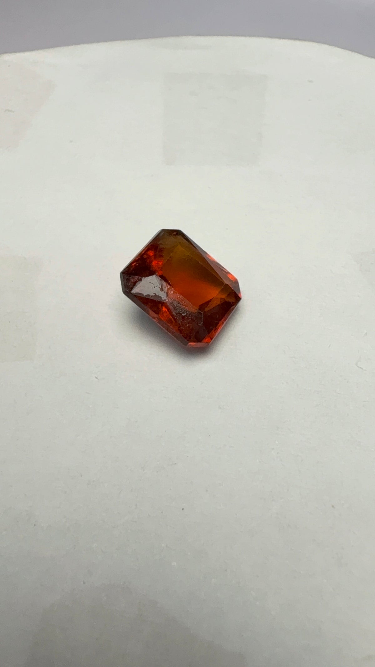 Hessonite (Gomed) 4.57 carat GOR-16 face-up view