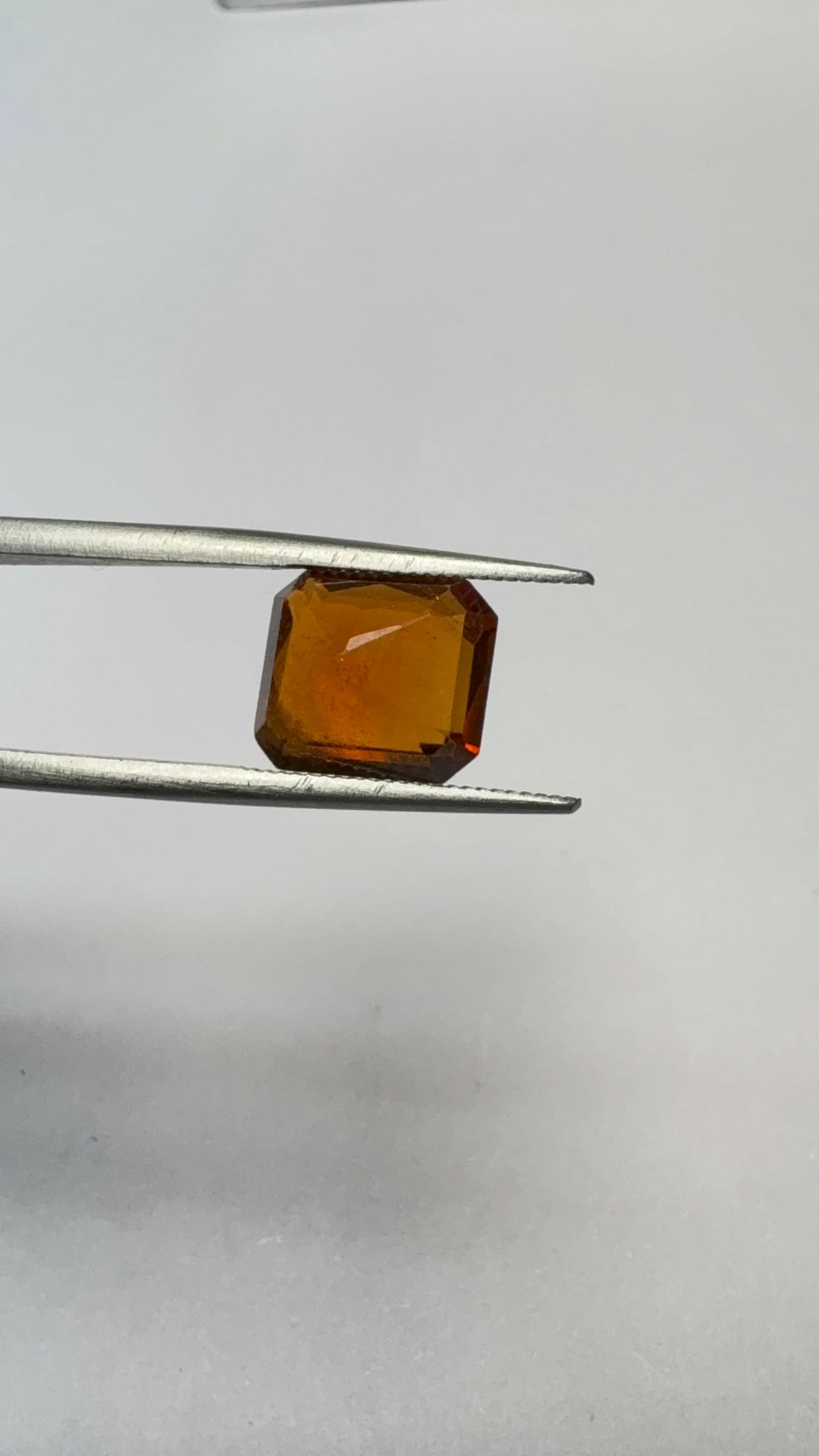 Hessonite (Gomed) 4.57 carat GOR-16 angled view