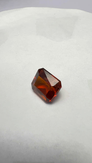 Hessonite (Gomed) 4.57 carat GOR-18 front view