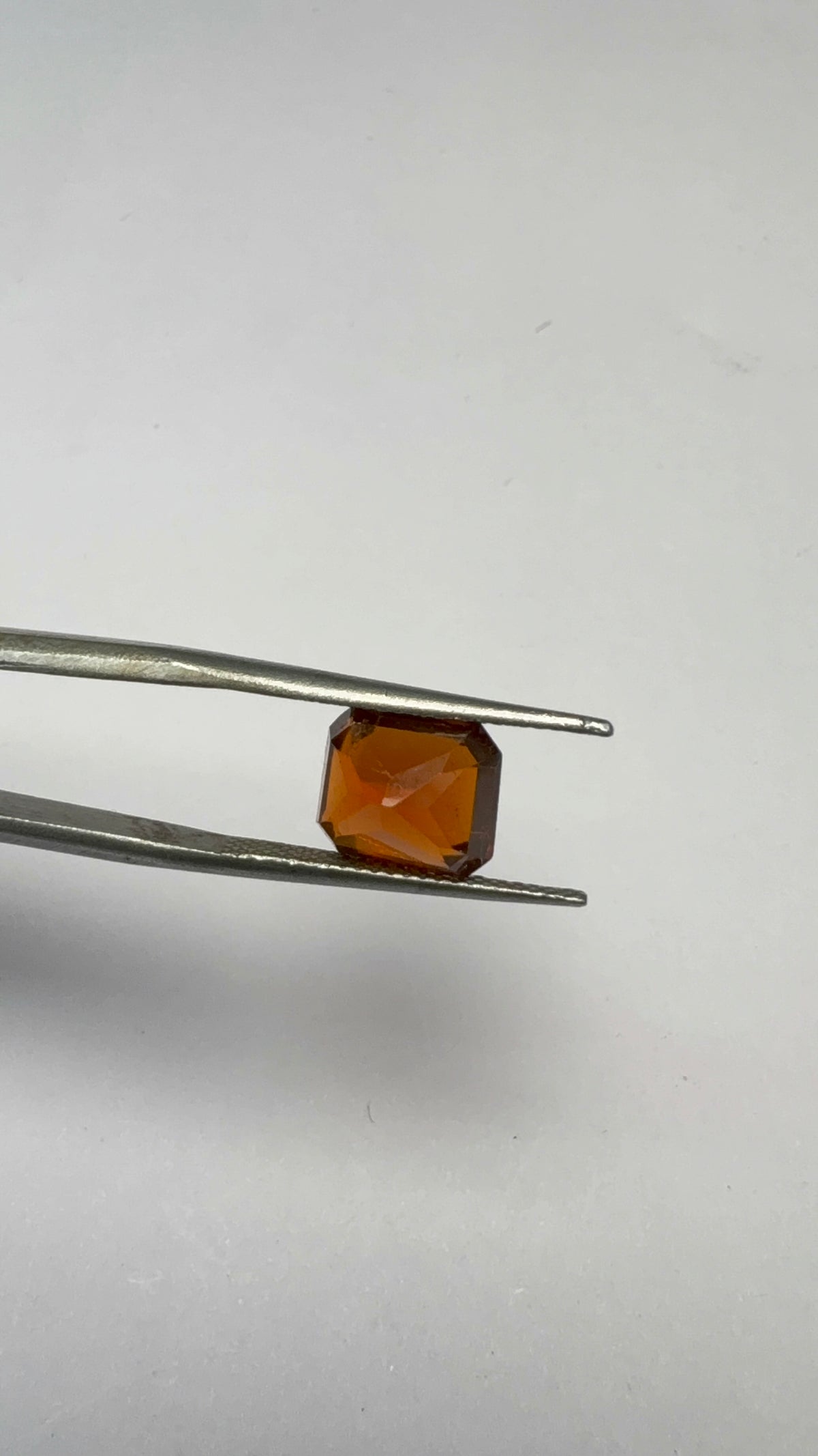 Hessonite (Gomed) 4.57 carat GOR-18 angled view