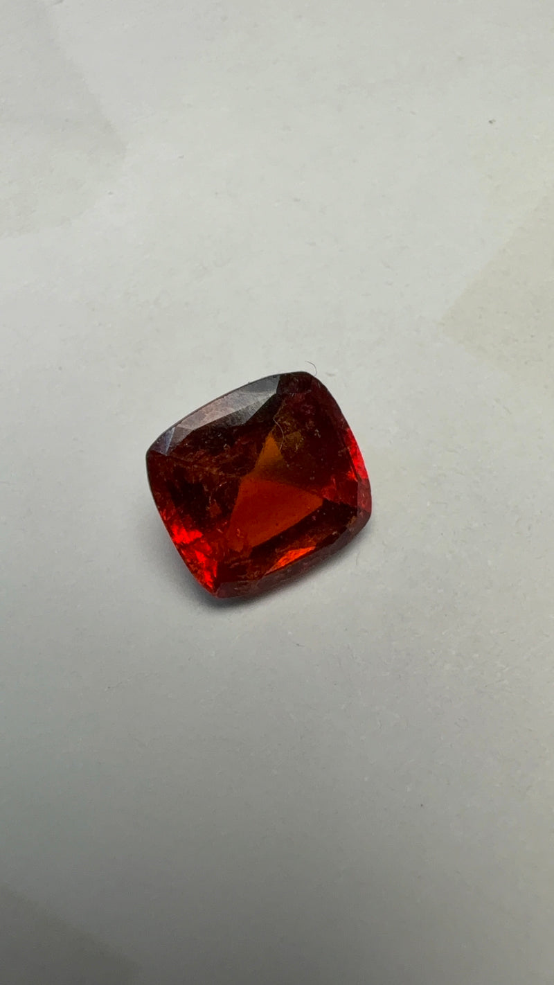 Hessonite (Gomed) – 3.35 Carat – Sri Lanka