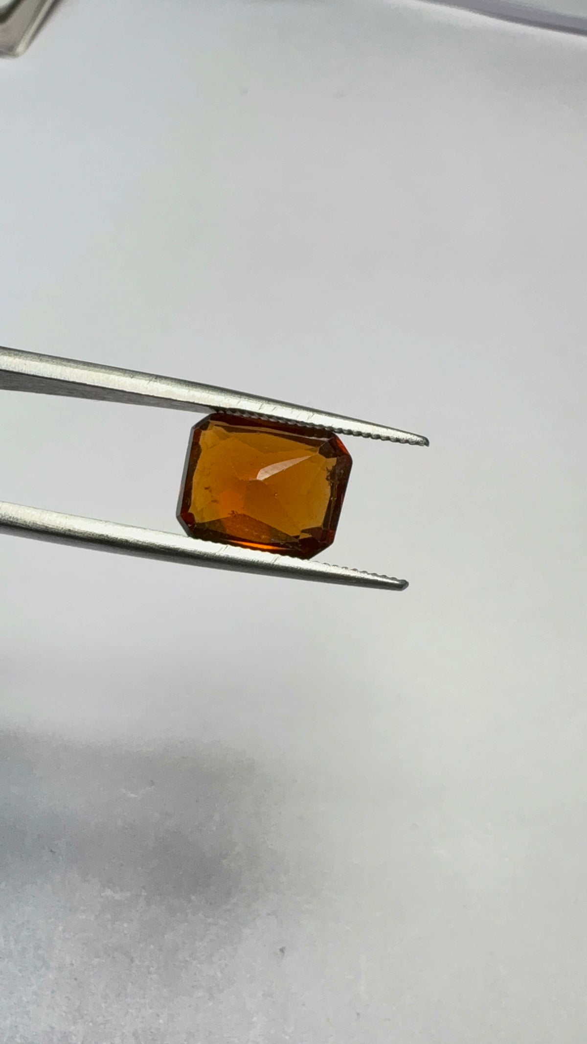 Hessonite (Gomed) 4.68 carat GOR-32 angled view