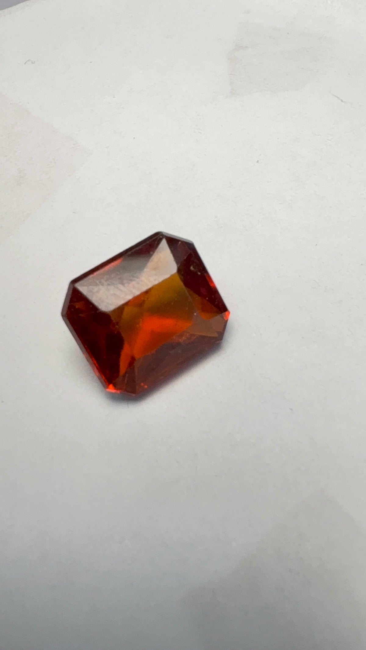 Hessonite (Gomed) 5.56 carat GOR-34 face-up view