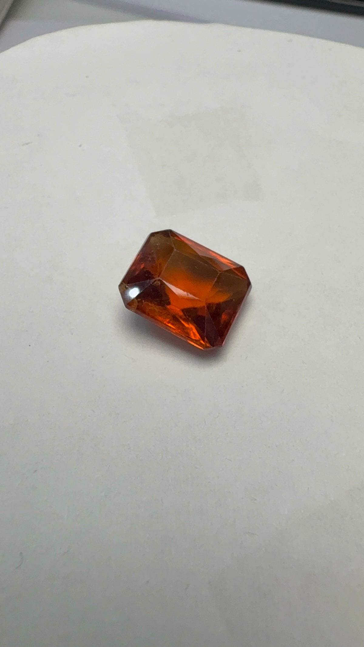 Hessonite (Gomed) 4.75 carat GOR-40 alternate face-up view