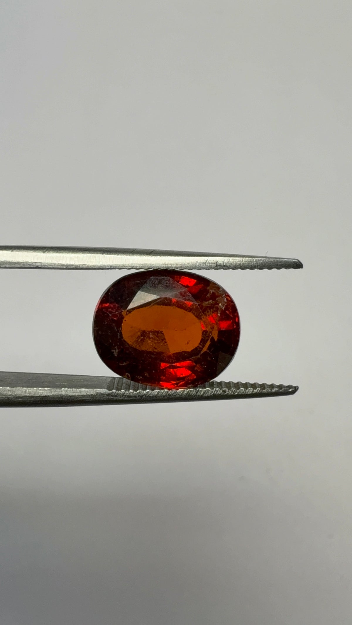 Hessonite (Gomed) 4.41 carat GOR-5 close view
