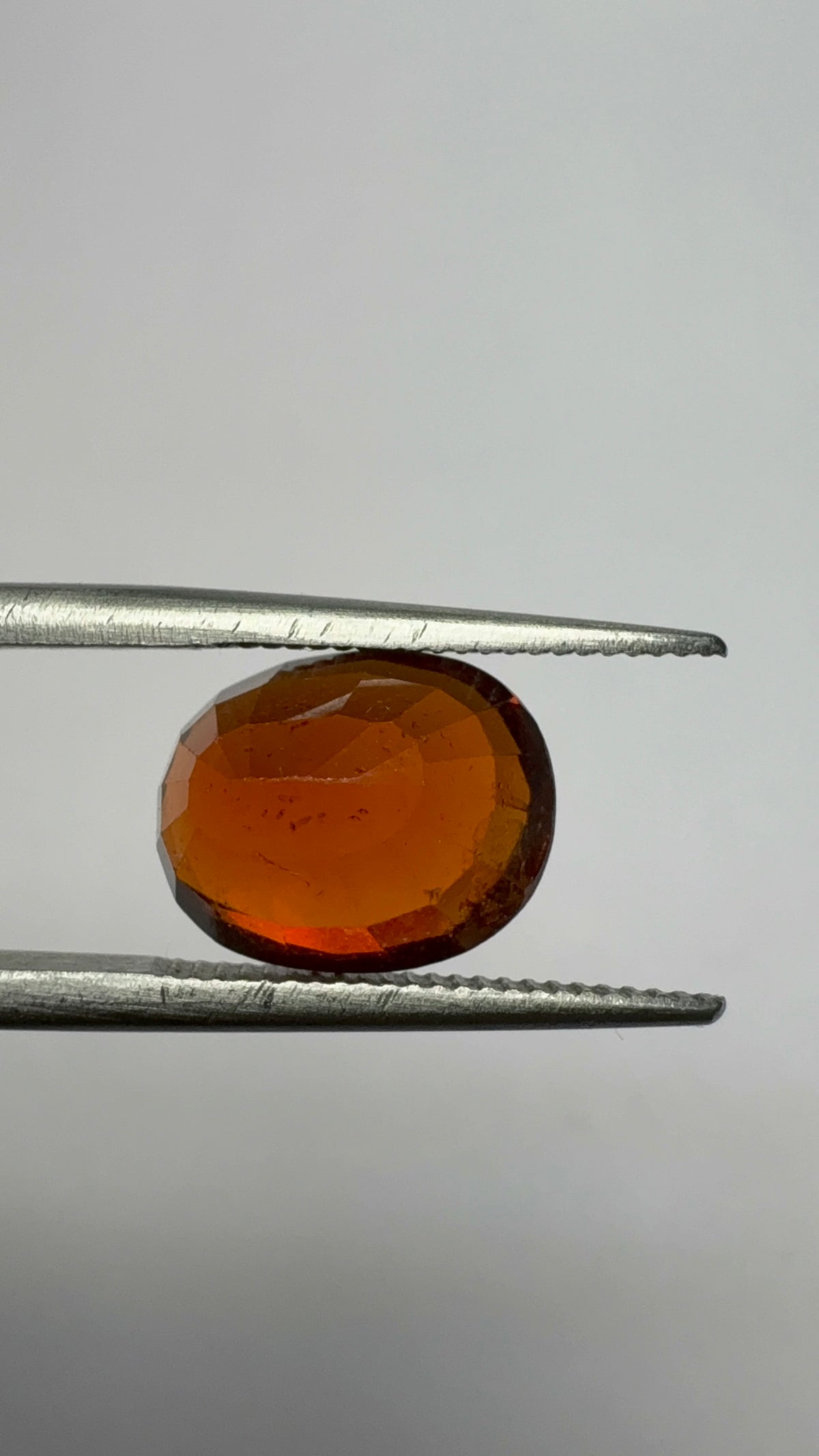 Hessonite (Gomed) 4.41 carat GOR-5 angled view
