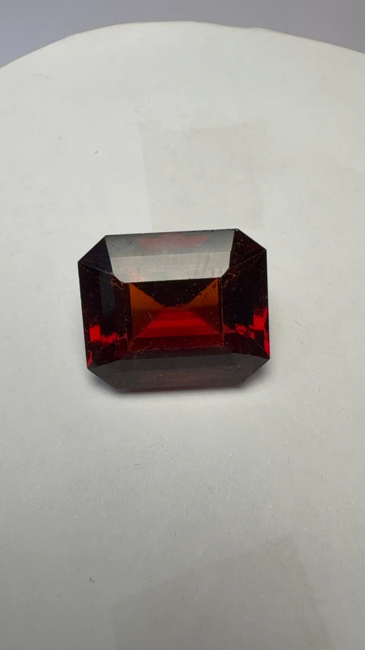 Hessonite (Gomed) 16.66 carat GOR-57 alternate face-up view