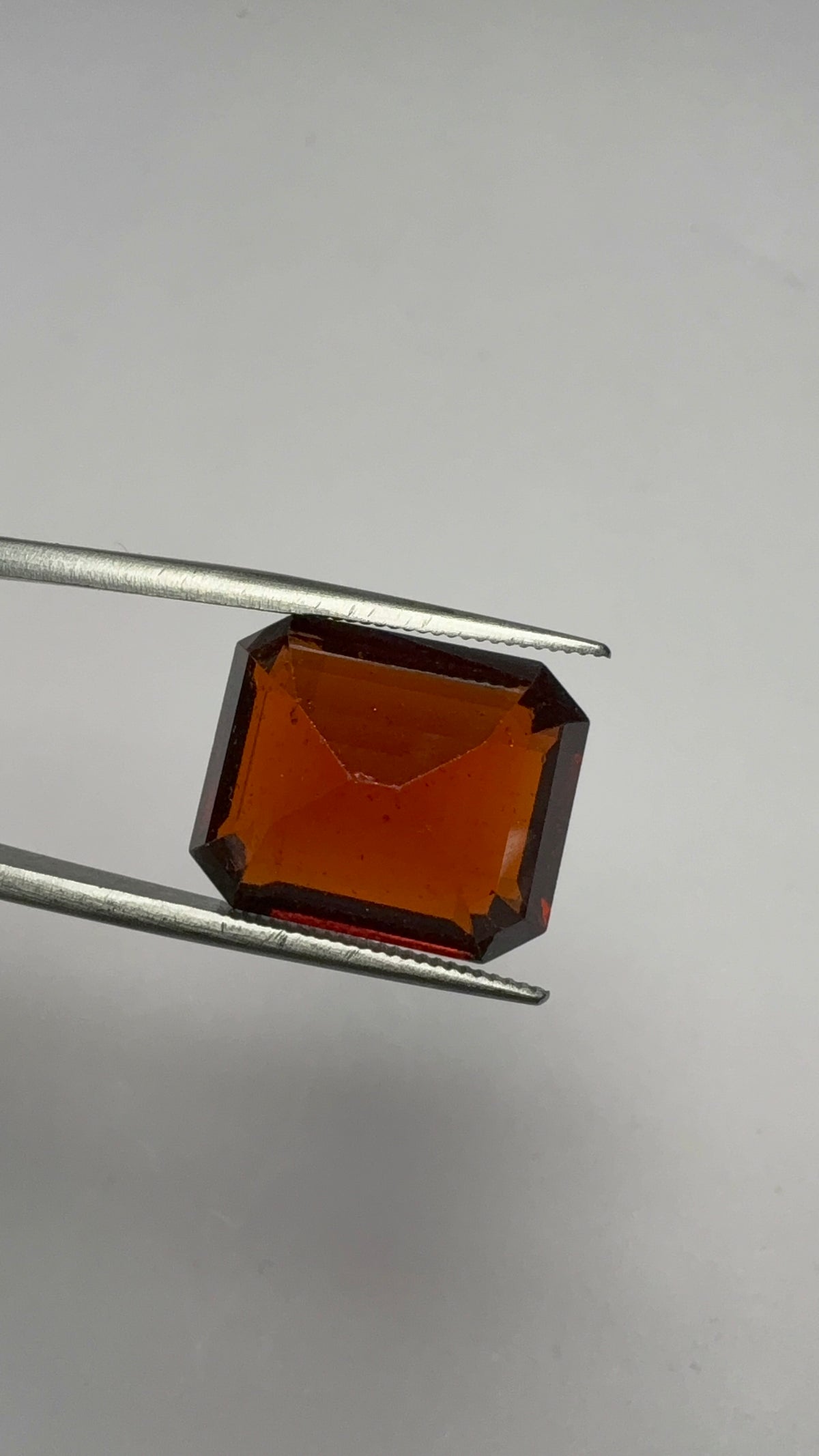 Hessonite (Gomed) 16.66 carat GOR-57 angled view