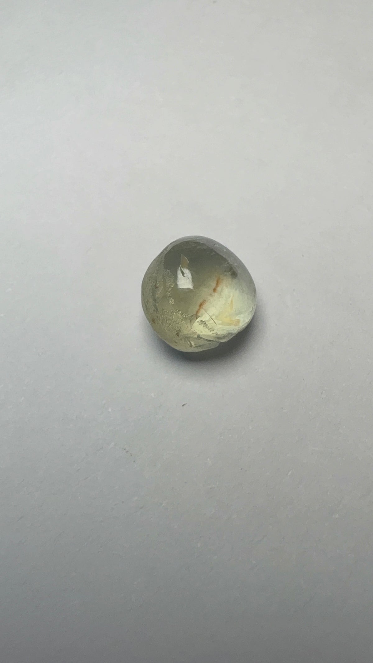Cat's Eye 4.39 carat LAR-03 alternate face-up view