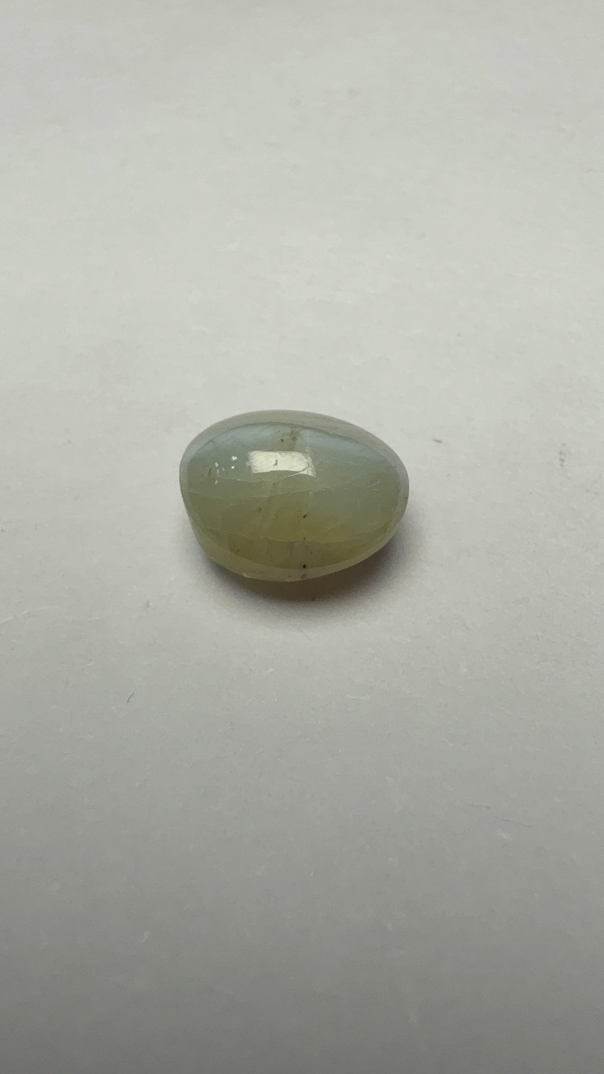 Cat's Eye 3.11 carat LAR-07 front view
