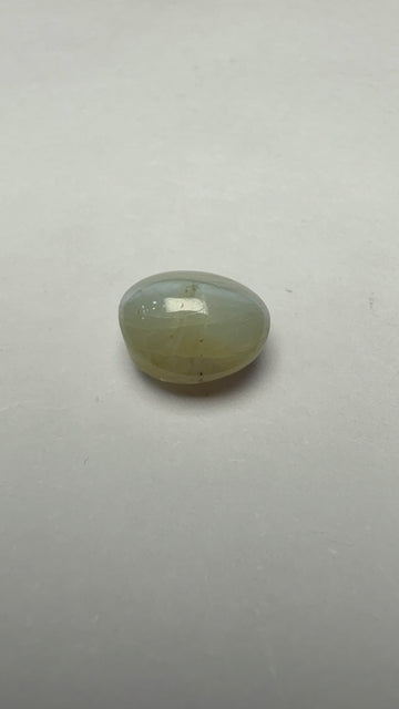 Cat's Eye 3.11 carat LAR-07 front view
